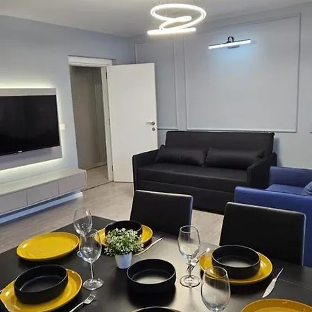 Center דירה טיראנה